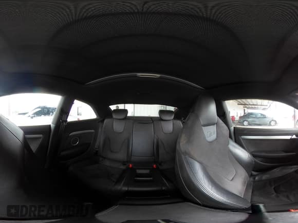 ✅ 2013 Audi S5 Premium Plus • VIN: WAUCGAFR7DA031148 • Лот: 42112636. Опубликован ранее на IAAI с пробегом 89 036 миль. Бесплатный доступ к архиву аукционных продаж из США и подробный отчёт об истории автомобиля на DreamBid. Изображение 18.