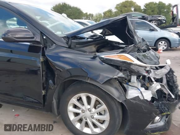 2022 Hyundai Accent SE с VIN 3KPC24A61NE166141, выставлен на аукционе IAAI как лот 43092511 с пробегом 35 798 миль миль и . История ставок и продаж доступна на DreamBid. Изображение 17.