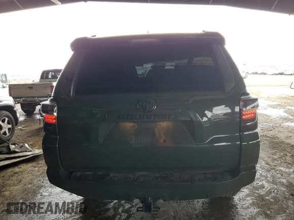 ✅ 2022 Toyota 4Runner Trail Special Edition • VIN: JTETU5JR2N5982826 • Лот: 43866785. Опубликован ранее на Copart с пробегом 42 701 миль. Бесплатный доступ к архиву аукционных продаж из США и подробный отчёт об истории автомобиля на DreamBid. Изображение 6.