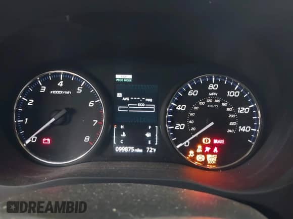 2018 Mitsubishi Outlander ES z VIN JA4AZ3A38JZ010688, wystawiony jako IAAI lot #43287137 z przebiegiem 99 875 mil mil oraz . Historia ofert i sprzedaży dostępna na DreamBid. Obrazek 7.