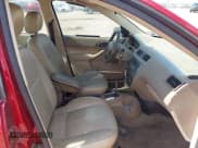 ✅ 2005 Ford Focus S • VIN: 1FAFP34N35W262327 • Lot: 43227147. Listed on IAAI with 222,131 mi. Free auction sales archive from the USA and detailed vehicle history report at DreamBid. Image 5.