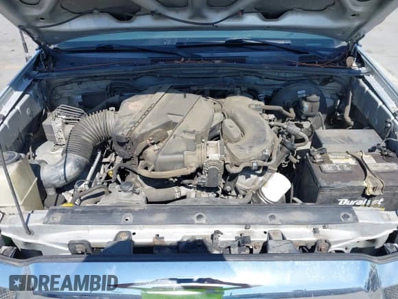 ✅ 2010 Toyota Tacoma PreRunner • VIN: 3TMJU4GN8AM092555 • Lot: 42507521. Listed on IAAI with 298,223 mi. Free auction sales archive from the USA and detailed vehicle history report at DreamBid. Image 10.