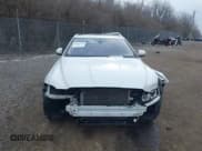 ✅ 2016 Jaguar XF 35t Prestige • VIN: SAJBK4BV9GCY11955 • Lot: 41640739. Wystawiony na IAAI z przebiegiem 83 047 mil. Bezpłatny archiwum sprzedaży aukcyjnych z USA i szczegółowy raport historii pojazdu na DreamBid. Zdjęcie 12.