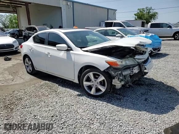 ✅ 2014 Acura ILX Premium • VIN: 19VDE1F5XEE000350 • Lot: 57041145. Listed on Copart with 124,079 mi. Free auction sales archive from the USA and detailed vehicle history report at DreamBid. Image 13.