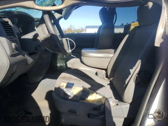 ✅ 2008 Dodge 1500 SLT • VIN: 1D7HU18298S576095 • Lot: 91108675. Wystawiony na Copart z przebiegiem 368 599 mil. Bezpłatny archiwum sprzedaży aukcyjnych z USA i szczegółowy raport historii pojazdu na DreamBid. Zdjęcie 7.