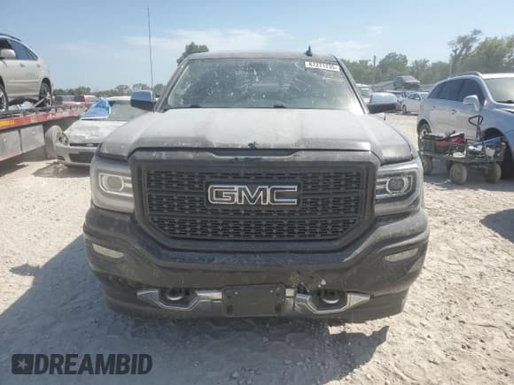 ✅ 2017 GMC Sierra 1500 Denali • VIN: 3GTU2PEJ2HG315380 • Lot: 67271735. Listed on Copart with 137,897 mi. Free auction sales archive from the USA and detailed vehicle history report at DreamBid. Image 5.