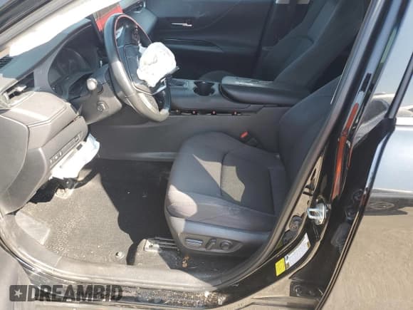 ✅ 2023 Toyota Venza LE • VIN: JTEAAAAH3PJ132116 • Лот: 68753695. Опубликован ранее на Copart с пробегом 76 048 миль. Бесплатный доступ к архиву аукционных продаж из США и подробный отчёт об истории автомобиля на DreamBid. Изображение 7.