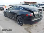 ✅ 2017 Tesla Model S 100D • VIN: 5YJSA1E28HF188981 • Lot: 42010115. Wystawiony na IAAI z przebiegiem 76 327 mil. Bezpłatny archiwum sprzedaży aukcyjnych z USA i szczegółowy raport historii pojazdu na DreamBid. Zdjęcie 3.