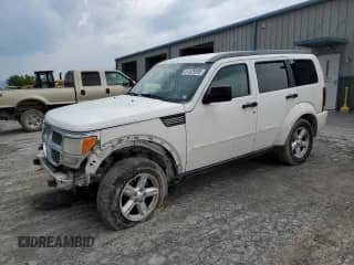 2007 Dodge Nitro SXT с VIN 1D8GU28K17W726513, выставлен на аукционе Copart как лот 57329395 с пробегом 131 445 миль миль и Списание • Salvage title. История ставок и продаж доступна на DreamBid. Изображение 1.