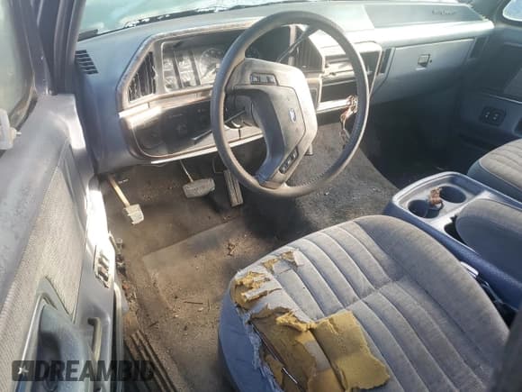 ✅ 1991 Ford F-150 • VIN: 1FTEX15N6MKB37563 • Лот: 46324765. Опубликован ранее на Copart с пробегом 35 884 миль. Бесплатный доступ к архиву аукционных продаж из США и подробный отчёт об истории автомобиля на DreamBid. Изображение 8.