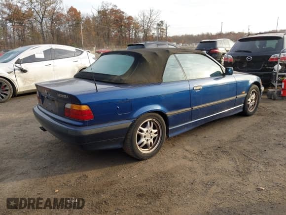 ✅ 1997 BMW 3 Series • VIN: WBABK7326VET63905 • Лот: 43663405. Опубликован ранее на IAAI с пробегом 150 944 миль. Бесплатный доступ к архиву аукционных продаж из США и подробный отчёт об истории автомобиля на DreamBid. Изображение 4.