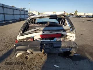 ✅ 1990 Honda Civic DX • VIN: 2HGED6358LH550634 • Лот: 70783274. Опубликован ранее на Copart с пробегом 274 272 миль. Бесплатный доступ к архиву аукционных продаж из США и подробный отчёт об истории автомобиля на DreamBid. Изображение 6.