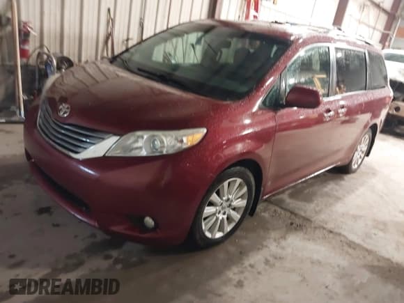 ✅ 2015 Toyota Sienna Limited • VIN: 5TDDK3DC9FS121889 • Lot: 41739208. Listed on IAAI with 194,548 mi. Free auction sales archive from the USA and detailed vehicle history report at DreamBid. Image 2.