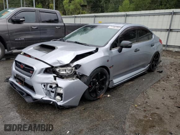 ✅ 2016 Subaru WRX STI • VIN: JF1VA2V64G9818192 • Лот: 71194154. Опубликован ранее на Copart с пробегом 94 300 миль. Бесплатный доступ к архиву аукционных продаж из США и подробный отчёт об истории автомобиля на DreamBid. Изображение 1.