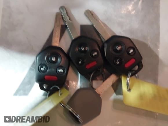 ✅ 2011 Subaru Legacy Limited Power Moon • VIN: 4S3BMCK69B3222084 • Lot: 43439464. Wystawiony na IAAI z przebiegiem 256 585 mil. Bezpłatny archiwum sprzedaży aukcyjnych z USA i szczegółowy raport historii pojazdu na DreamBid. Zdjęcie 11.