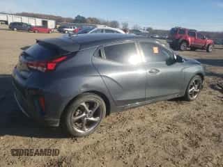 2019 Hyundai Veloster Premium с VIN KMHTG6AF8KU013178, выставлен на аукционе Copart как лот 84291964 с пробегом 79 367 миль миль и Списание • Salvage title. История ставок и продаж доступна на DreamBid. Изображение 3.