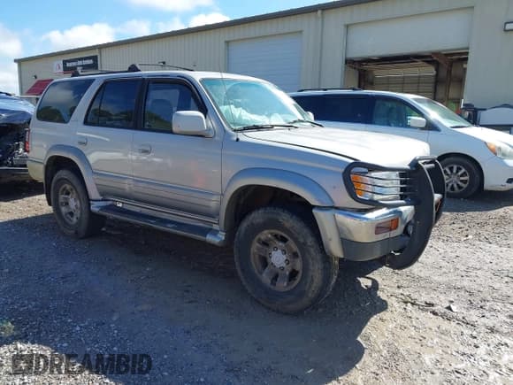 ✅ 1998 Toyota 4Runner Limited • VIN: JT3HN87R8W9009576 • Лот: 42223094. Опубликован ранее на IAAI с пробегом 253 840 миль. Бесплатный доступ к архиву аукционных продаж из США и подробный отчёт об истории автомобиля на DreamBid. Изображение 1.