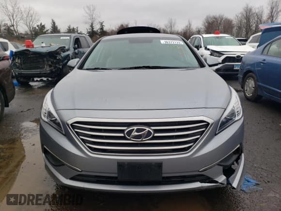✅ 2016 Hyundai Sonata SE • VIN: 5NPE24AF0GH320720 • Lot: 36372133. Listed on Copart with 66,487 mi. Free auction sales archive from the USA and detailed vehicle history report at DreamBid. Image 5.