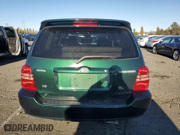 ✅ 2001 Toyota Highlander • VIN: JTEGF21A210028427 • Lot: 90045445. Listed on Copart with 149,785 mi. Free auction sales archive from the USA and detailed vehicle history report at DreamBid. Image 6.