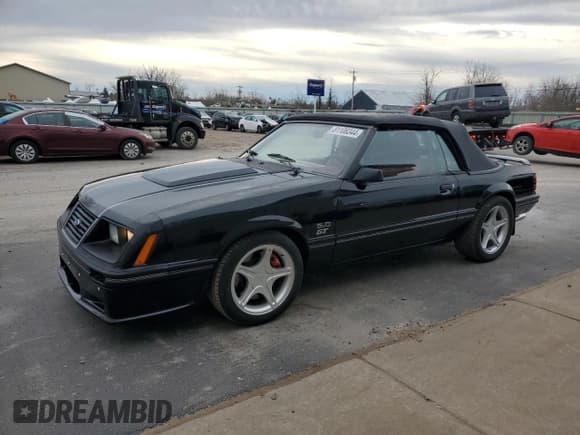 ✅ 1983 Ford Mustang GT • VIN: 1FABP27F0DF213498 • Lot: 81106344. Wystawiony na Copart z przebiegiem 13 008 mil. Bezpłatny archiwum sprzedaży aukcyjnych z USA i szczegółowy raport historii pojazdu na DreamBid. Zdjęcie 1.