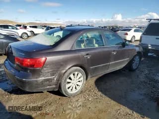 ✅ 2009 Hyundai Sonata Limited • VIN: 5NPEU46C89H575546 • Лот: 82715944. Опубликован ранее на Copart с пробегом 127 804 миль. Бесплатный доступ к архиву аукционных продаж из США и подробный отчёт об истории автомобиля на DreamBid. Изображение 3.