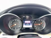 ✅ 2017 Mercedes-Benz GLC 300 • VIN: WDC0G4KB1HF154852 • Lot: 93110095. Wystawiony na Copart z przebiegiem 140 570 mil. Bezpłatny archiwum sprzedaży aukcyjnych z USA i szczegółowy raport historii pojazdu na DreamBid. Zdjęcie 8.