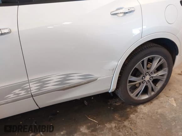 ✅ 2021 Chevrolet Blazer Premier • VIN: 3GNKBFRS6MS557754 • Lot: 43126252. Listed on IAAI with 29,070 mi. Free auction sales archive from the USA and detailed vehicle history report at DreamBid. Image 6.