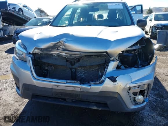 ✅ 2020 Subaru Forester • VIN: JF2SKADC5LH532655 • Lot: 43710230. Wystawiony na IAAI z przebiegiem 100 379 mil. Bezpłatny archiwum sprzedaży aukcyjnych z USA i szczegółowy raport historii pojazdu na DreamBid. Zdjęcie 6.