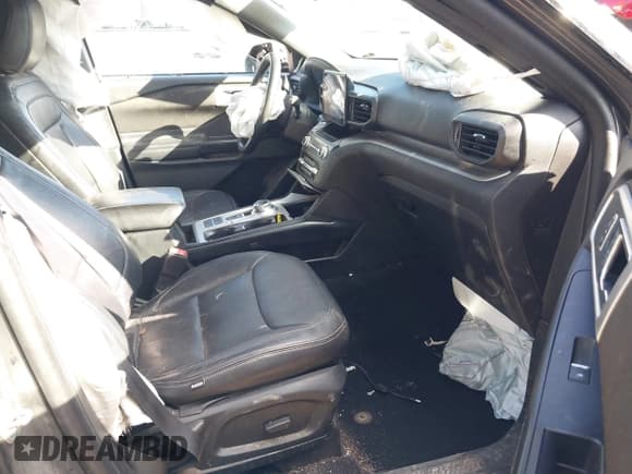 ✅ 2020 Ford Explorer XLT • VIN: 1FMSK7DH2LGB91617 • Лот: 43416143. Опубликован ранее на IAAI с пробегом 114 215 миль. Бесплатный доступ к архиву аукционных продаж из США и подробный отчёт об истории автомобиля на DreamBid. Изображение 5.