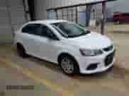 2017 Chevrolet Sonic LS с VIN 1G1JA5SHXH4127756, выставлен на аукционе Copart как лот 69483434 с пробегом 96 268 миль миль и Списание • Salvage title. История ставок и продаж доступна на DreamBid. Изображение 4.