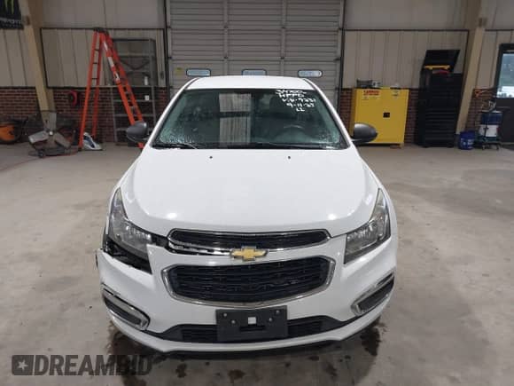 2015 Chevrolet Cruze LS z VIN 1G1PA5SH4F7209231, wystawiony jako IAAI lot #43335340 z przebiegiem 137 165 mil mil oraz . Historia ofert i sprzedaży dostępna na DreamBid. Obrazek 12.