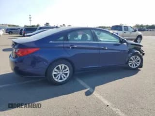 ✅ 2013 Hyundai Sonata GLS • VIN: 5NPEB4AC8DH803650 • Lot: 71051094. Listed on Copart with 63,573 mi. Free auction sales archive from the USA and detailed vehicle history report at DreamBid. Image 3.