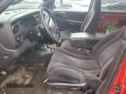 ✅ 2000 Dodge Dakota Sport • VIN: 1B7GG2AN8YS666541 • Lot: 86845794. Wystawiony na Copart z przebiegiem 232 639 mil. Bezpłatny archiwum sprzedaży aukcyjnych z USA i szczegółowy raport historii pojazdu na DreamBid. Zdjęcie 7.