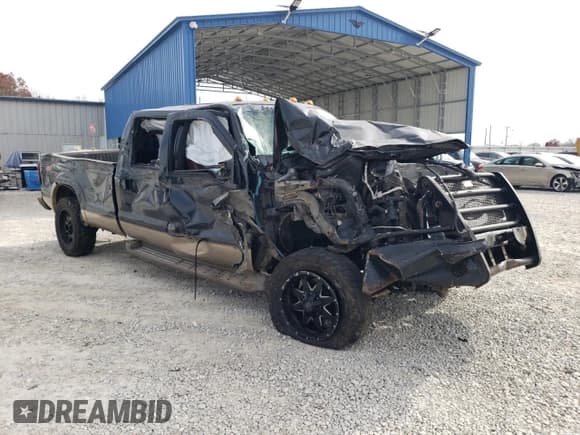 ✅ 2011 Ford F-350 King Ranch • VIN: 1FT8W3BT1BEA51023 • Lot: 90067555. Listed on Copart with 366,981 mi. Free auction sales archive from the USA and detailed vehicle history report at DreamBid. Image 4.