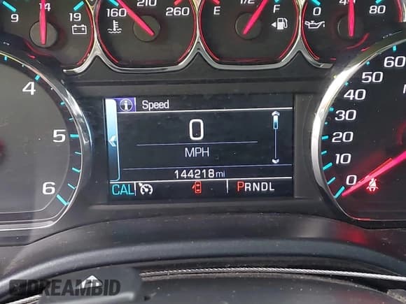 ✅ 2018 Chevrolet Silverado 1500 LT • VIN: 1GCPCREC2JF216332 • Lot: 42790355. Wystawiony na IAAI z przebiegiem 144 218 mil. Bezpłatny archiwum sprzedaży aukcyjnych z USA i szczegółowy raport historii pojazdu na DreamBid. Zdjęcie 15.