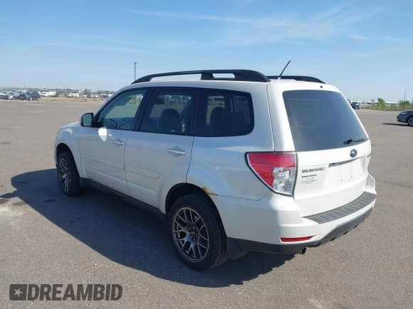 ✅ 2013 Subaru Forester X Limited • VIN: JF2SHAEC4DH426471 • Лот: 43372506. Опубликован ранее на IAAI с пробегом 202 677 миль. Бесплатный доступ к архиву аукционных продаж из США и подробный отчёт об истории автомобиля на DreamBid. Изображение 3.