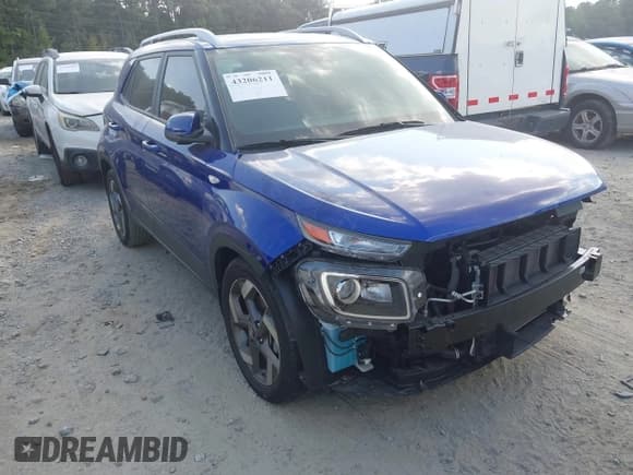 ✅ 2024 Hyundai Venue Limited • VIN: KMHRC8A35RU294647 • Lot: 43206211. Listed on IAAI with 12,260 mi. Free auction sales archive from the USA and detailed vehicle history report at DreamBid. Image 1.