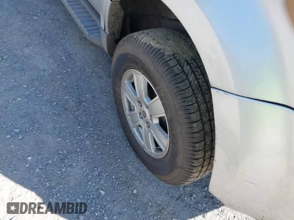 2010 Mercury Mariner with VIN 4M2CN9BG0AKJ21754, listed as a IAAI auction lot 42192286 with 196,749 mi miles and . Bid and sale history available at DreamBid. Image 12.