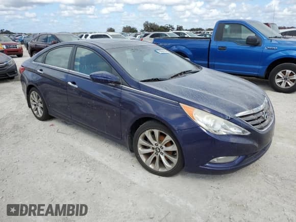 ✅ 2013 Hyundai Sonata SE • VIN: 5NPEC4AC2DH795428 • Lot: 76036134. Listed on Copart with Not provided. Free auction sales archive from the USA and detailed vehicle history report at DreamBid. Image 4.