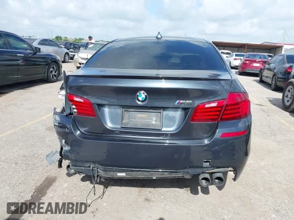 ✅ 2016 BMW M5 • VIN: WBSFV9C57GG343230 • Lot: 42488416. Listed on IAAI with 103,454 mi. Free auction sales archive from the USA and detailed vehicle history report at DreamBid. Image 17.