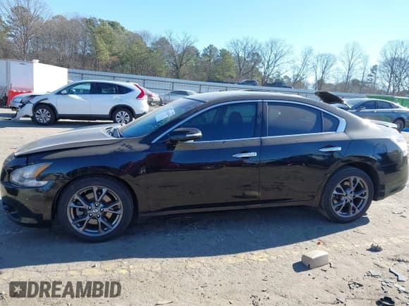 ✅ 2014 Nissan Maxima SV • VIN: 1N4AA5AP0EC479039 • Lot: 41346084. Listed on IAAI with 235,823 mi. Free auction sales archive from the USA and detailed vehicle history report at DreamBid. Image 14.