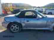 1998 BMW 3 Series Z3 1.9 with VIN 4USCH7330WLE10550, listed as a IAAI auction lot 43333873 with 84,380 mi miles and . Bid and sale history available at DreamBid. Image 6.