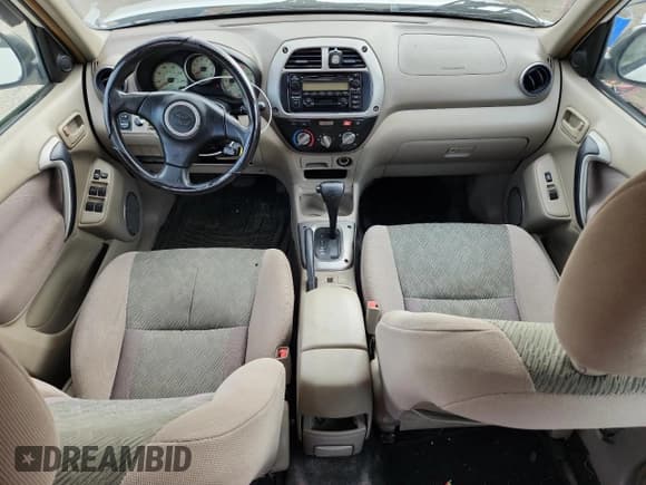 ✅ 2001 Toyota RAV4 • VIN: JTEHH20V010025075 • Лот: 68216445. Опубликован ранее на Copart с пробегом 197 676 миль. Бесплатный доступ к архиву аукционных продаж из США и подробный отчёт об истории автомобиля на DreamBid. Изображение 8.