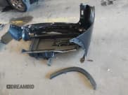 ✅ 2023 Toyota Highlander Hybrid Bronze Edition • VIN: 5TDABRCH0PS600030 • Lot: 42636826. Wystawiony na IAAI z przebiegiem 26 644 mil. Bezpłatny archiwum sprzedaży aukcyjnych z USA i szczegółowy raport historii pojazdu na DreamBid. Zdjęcie 12.