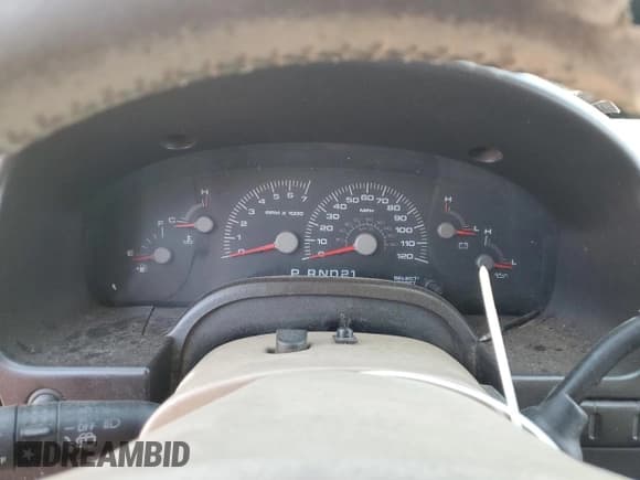 ✅ 2004 Ford Expedition Special Service • VIN: 1FMPU16L24LB34700 • Lot: 64122945. Listed on Copart with Not provided. Free auction sales archive from the USA and detailed vehicle history report at DreamBid. Image 9.