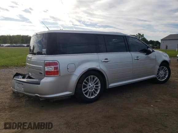 ✅ 2015 Ford Flex SEL • VIN: 2FMGK5C82FBA19515 • Lot: 71609565. Listed on Copart with 135,824 mi. Free auction sales archive from the USA and detailed vehicle history report at DreamBid. Image 3.