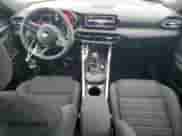 2024 Dodge Hornet R/T с VIN ZACPDFCW8R3A17990, выставлен на аукционе Copart как лот 42925355 с пробегом 3 199 миль миль и Списание • Salvage title. История ставок и продаж доступна на DreamBid. Изображение 8.