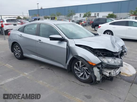 ✅ 2017 Honda Civic EX • VIN: 19XFC2F71HE201135 • Lot: 43507744. Wystawiony na IAAI z przebiegiem 250 884 mil. Bezpłatny archiwum sprzedaży aukcyjnych z USA i szczegółowy raport historii pojazdu na DreamBid. Zdjęcie 1.