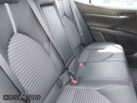 2020 Toyota Camry SE with VIN 4T1G11BK5LU007163, listed as a IAAI auction lot 42117116 with 60,612 mi miles and . Bid and sale history available at DreamBid. Image 8.