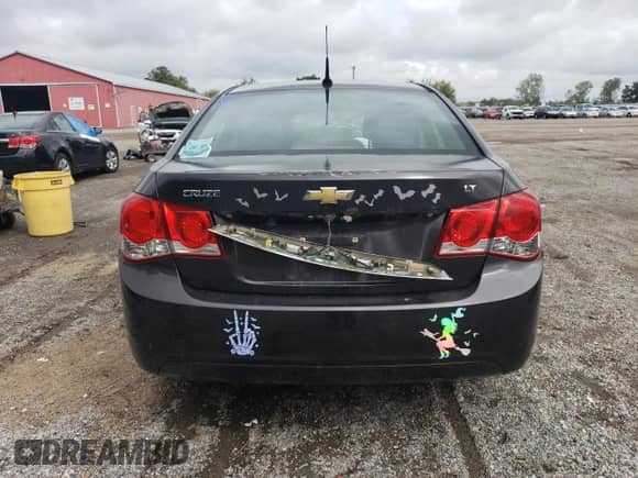 2014 Chevrolet Cruze 1LT with VIN 1G1PC5SB4E7264881, listed as a Copart auction lot 83849995 with 200,872 mi miles and Salvage title. Bid and sale history available at DreamBid. Image 6.